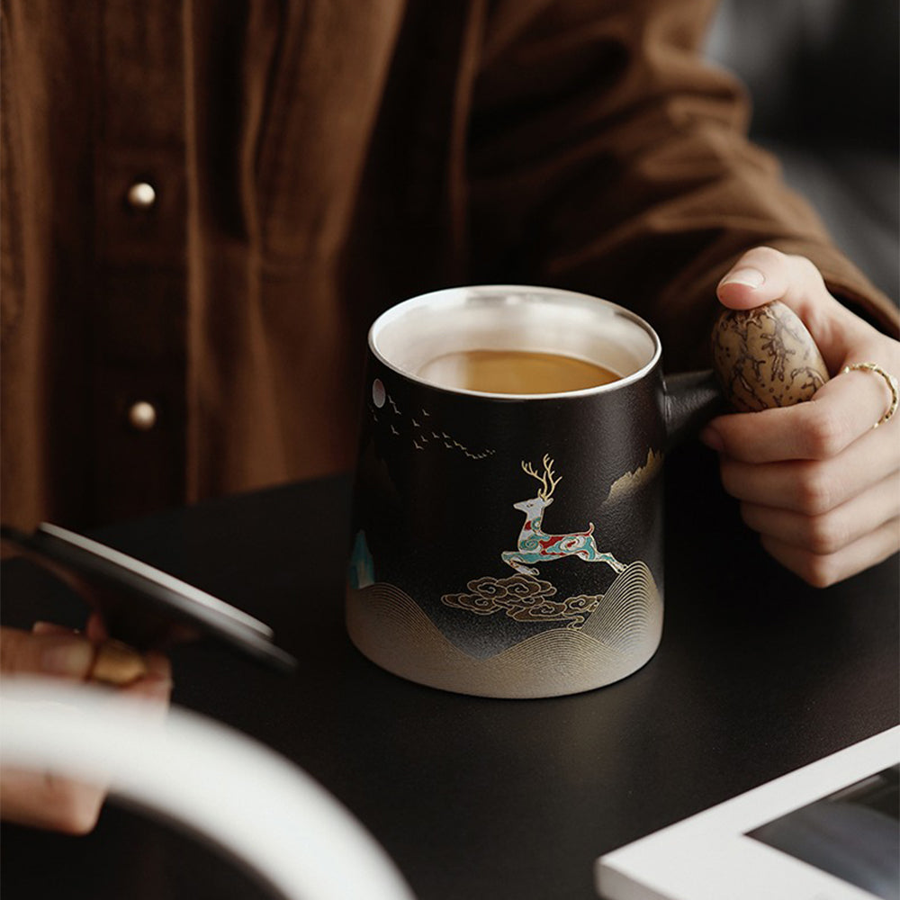 Deer Ceramic Office Mug with Infuser – Modern Tea Mug with Lid