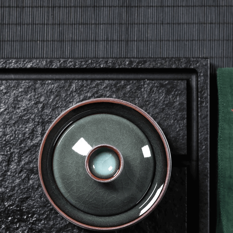 Longquan Celadon Gaiwan – Iron Clay Three-Piece Tea Bowl with Lid and Saucer