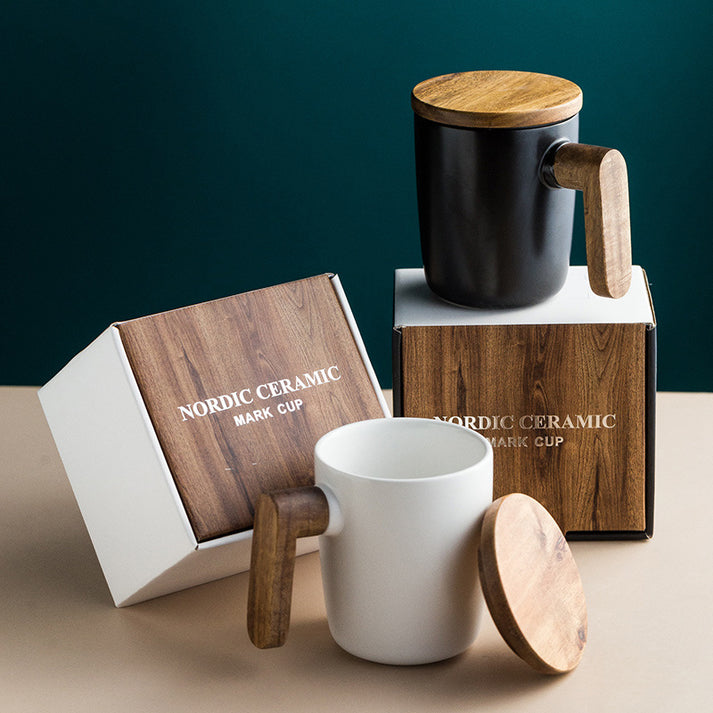 Retro Ceramic Mug with Wooden Handle and Lid – 350ml Office Teacup