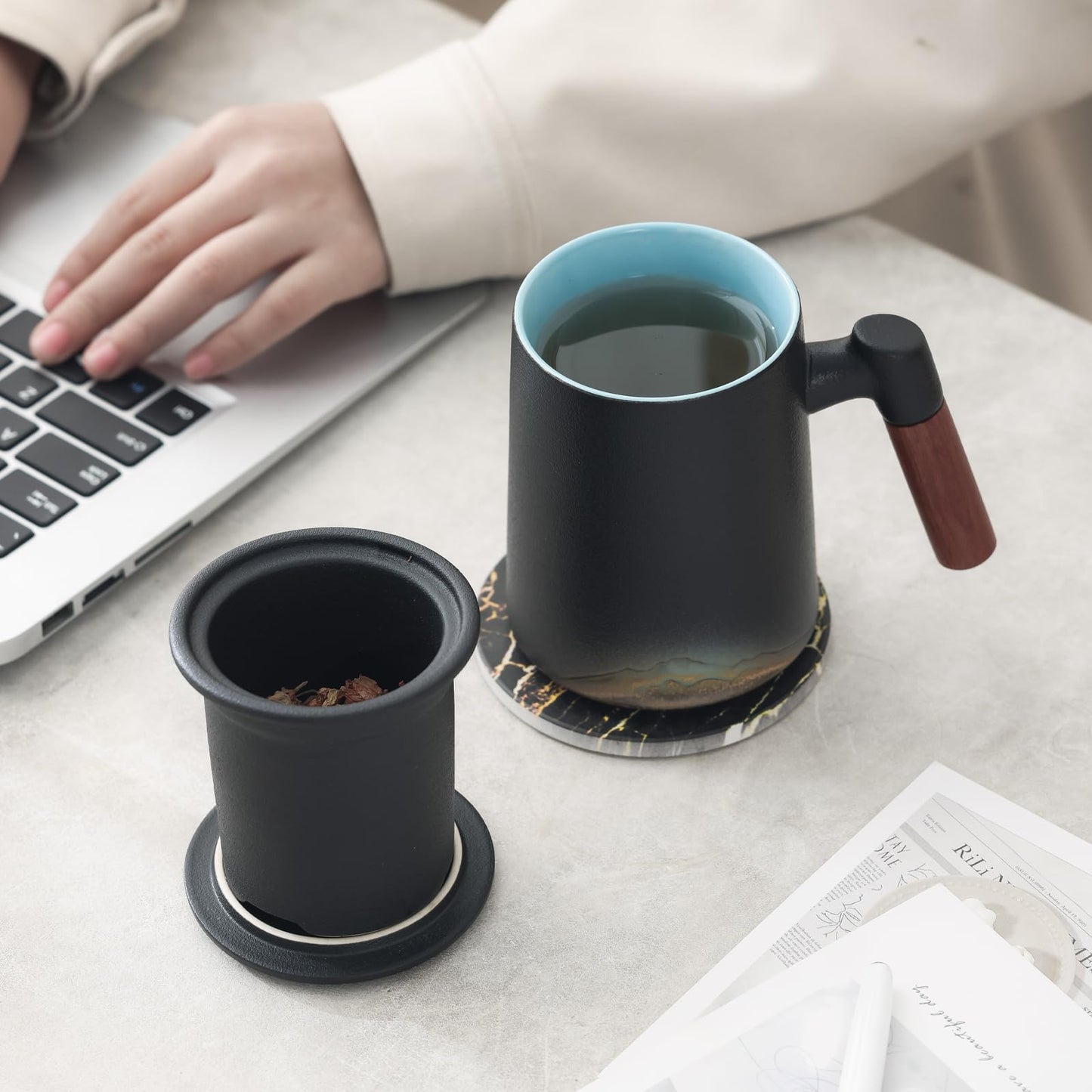 Rustic Mountain Layers Mug – Handmade Ceramic Infusion Mug with Strainer and Lid
