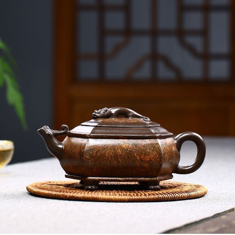 Yixing Hexagonal Teapot – Handmade Chi Long Dragon Clay Teaware