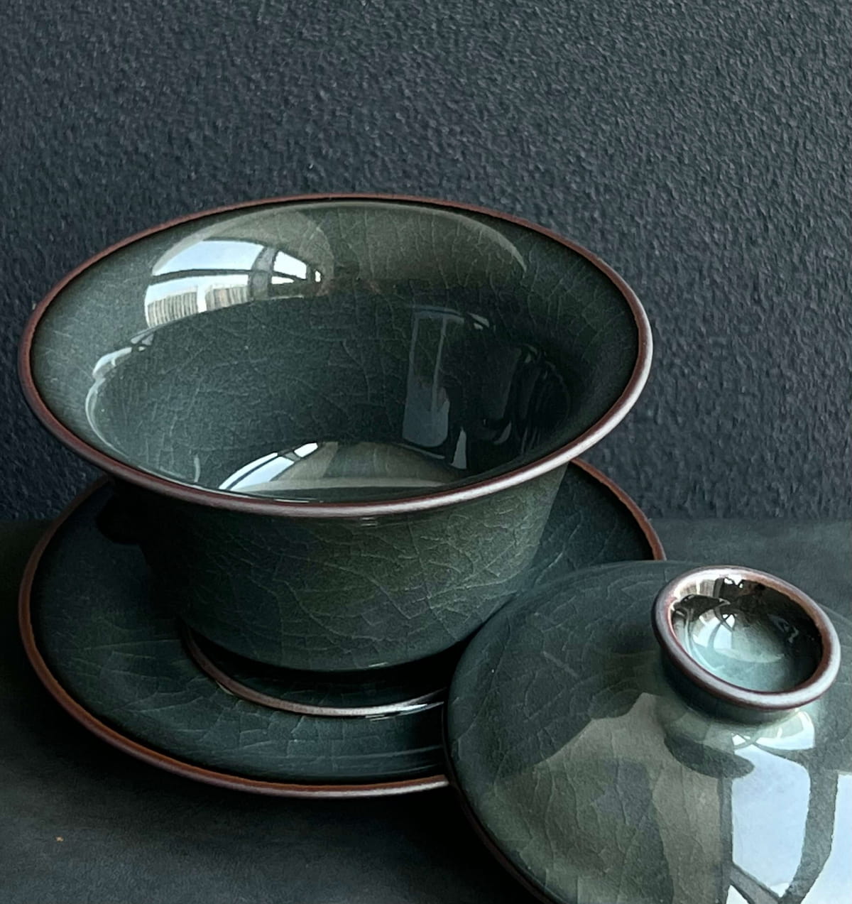 Longquan Celadon Gaiwan – Iron Clay Three-Piece Tea Bowl with Lid and Saucer