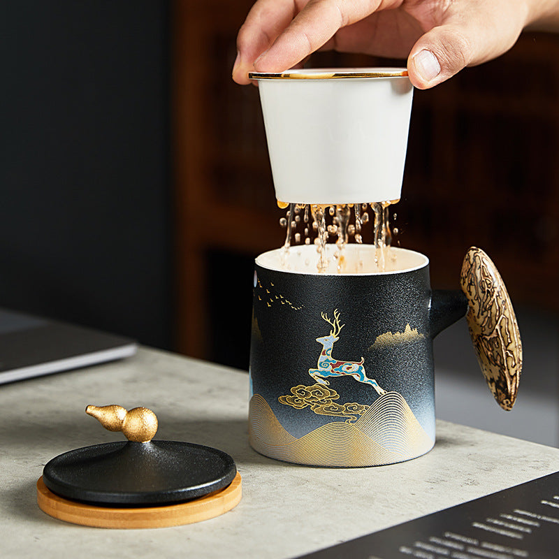 Deer Ceramic Office Mug with Infuser – Modern Tea Mug with Lid
