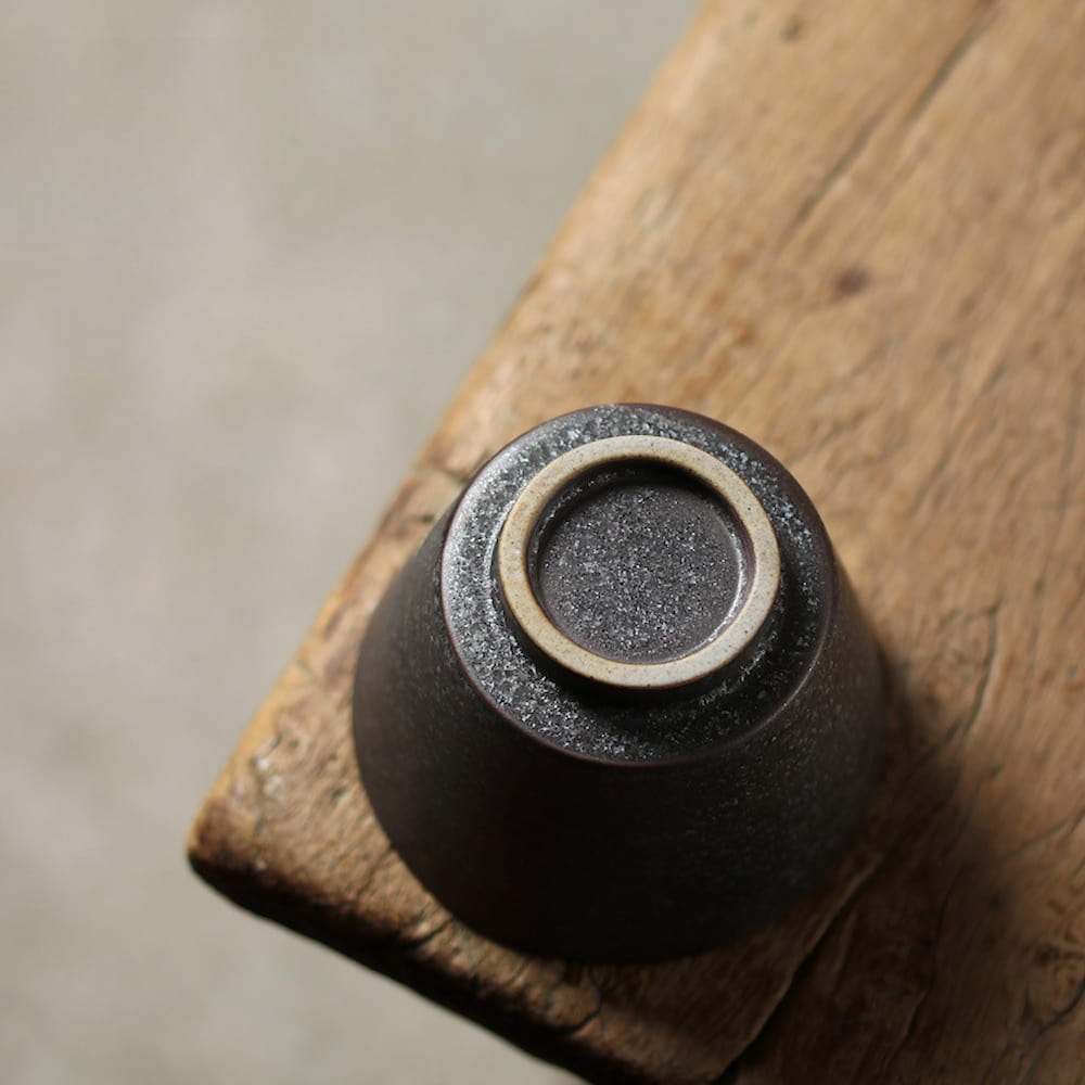 Vintage Handmade Ceramic Tea Cup – Gilded Double Cranes Design