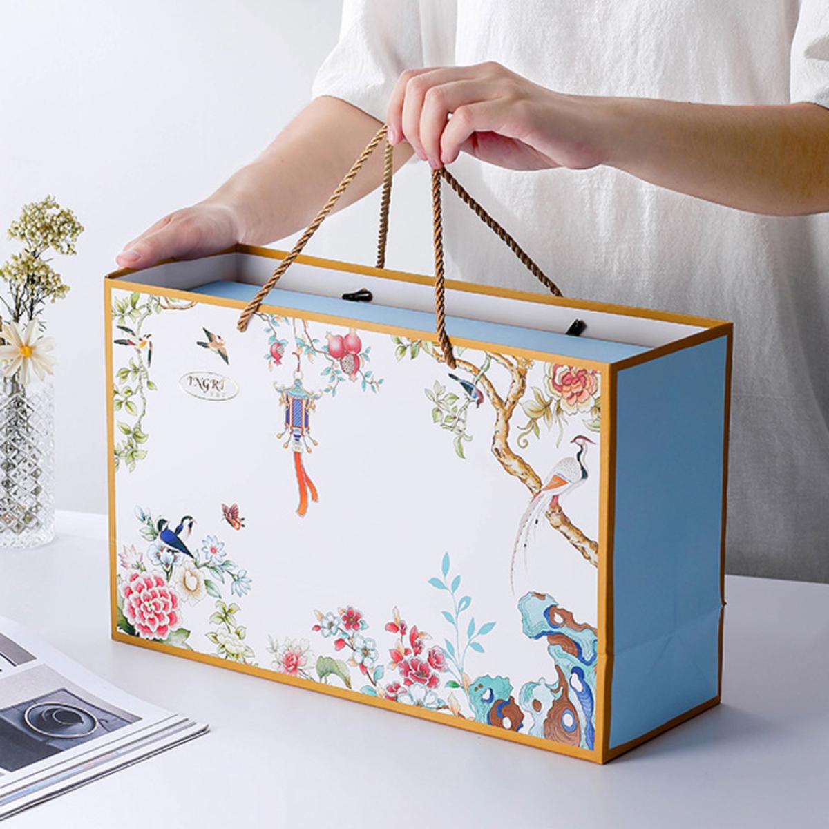 English Bone China Tea-for-One Set – 1 Teapot, 1 Cup & Saucer, Gift Box