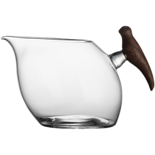 Joyful Brow Japanese-style glass fairness cup with wooden handle, 270ML capacity, smooth eagle spout