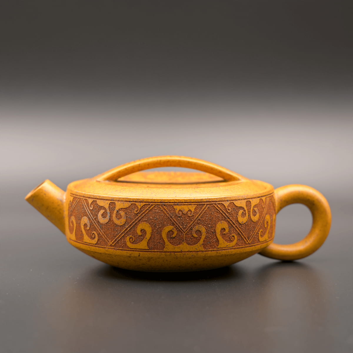 Huangtu Yipianwa Teapot – Golden Duan Ni – 150ml