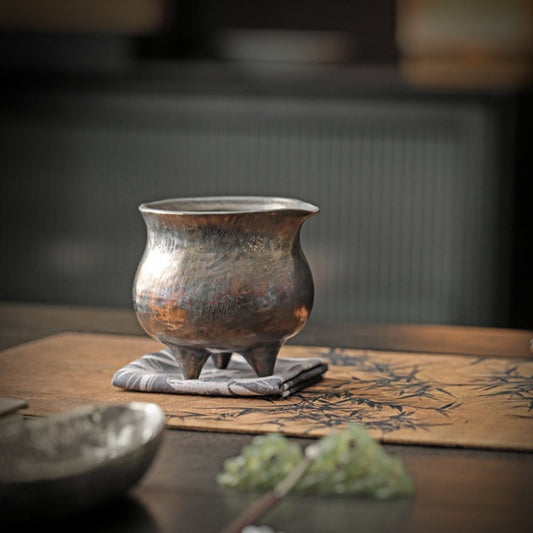 Vintage Japanese-style silver-accented ceramic Gongdao cup, three-legged tea pitcher 200ml