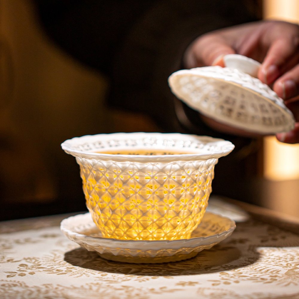 Handmade Linglong Woven Three-Piece Gaiwan 160ml White Ceramic Gongfu Tea Bowl