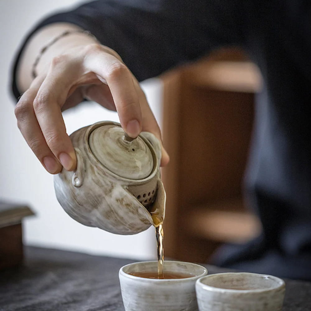 150ml White Slip-Glazed Teapot – Handheld Ceramic Gongfu Teaware