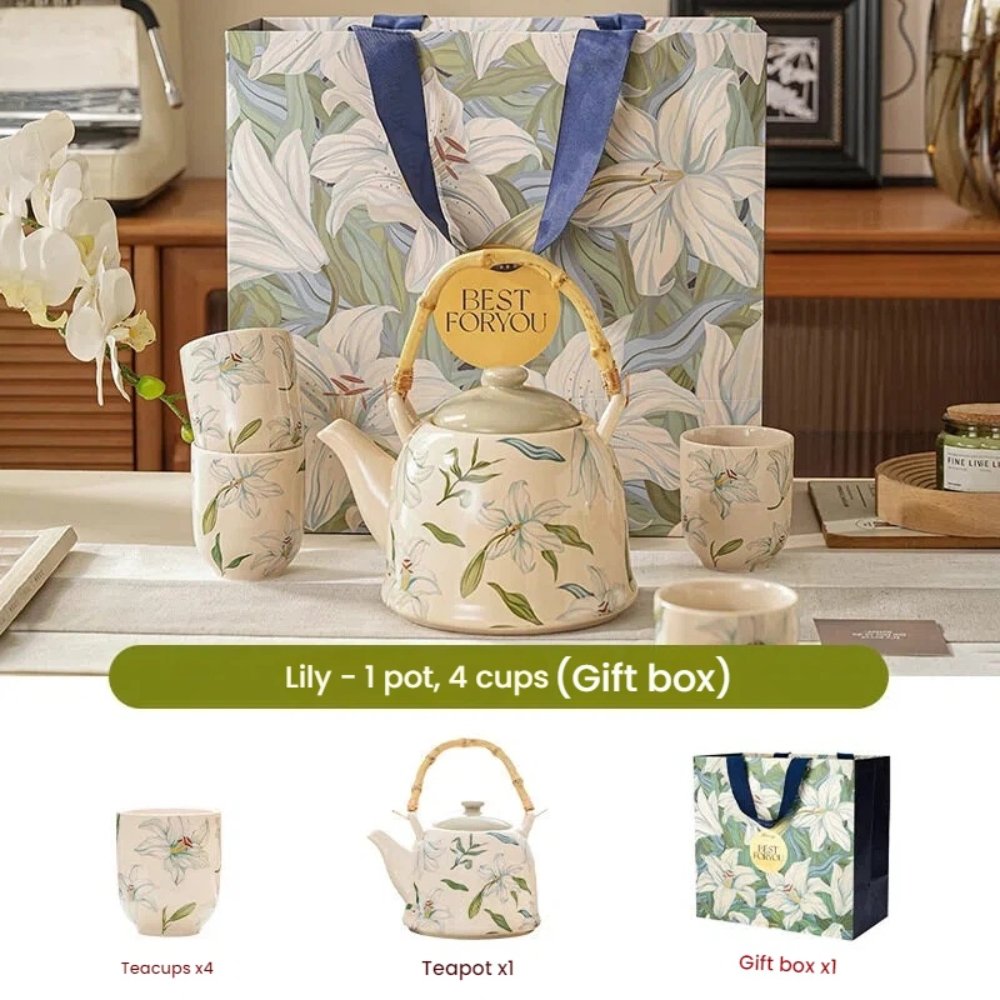 Lily Blossom Chinese Tea Set Gift Box with Teapot, 4 Cups & Wooden Tray, Porcelain Tea Set with Carry Bag