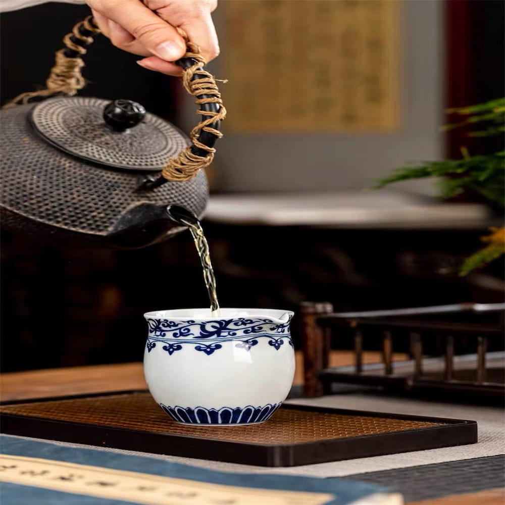 Old Clay Vine Blossom Fairness Cup – Handmade Ceramic Gongdao for Gongfu Tea