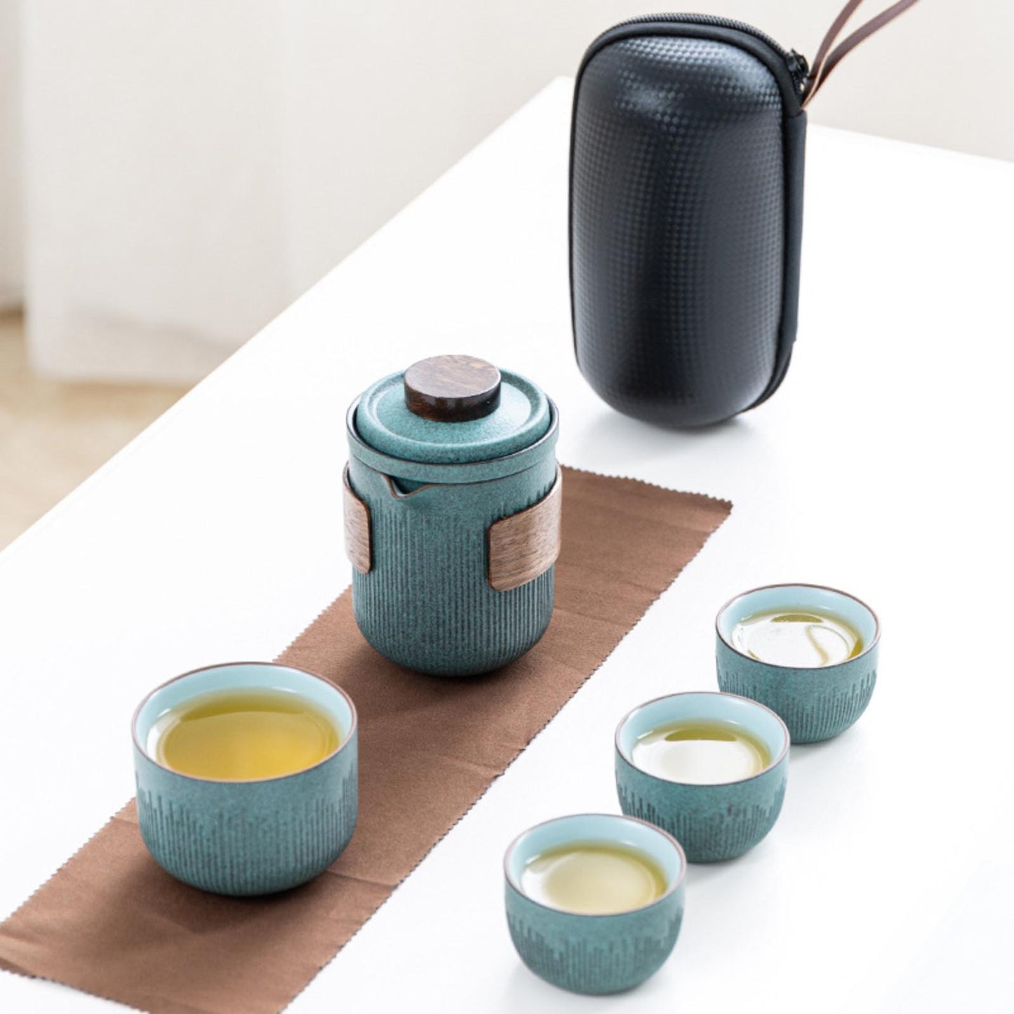 Stone Glazed Travel Tea Set – 1 Teapot & 4 Cups Portable Ceramic Gongfu Tea Set
