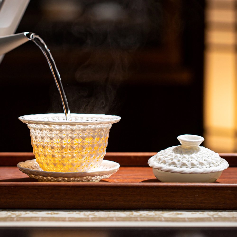 Handmade Linglong Woven Three-Piece Gaiwan 160ml White Ceramic Gongfu Tea Bowl