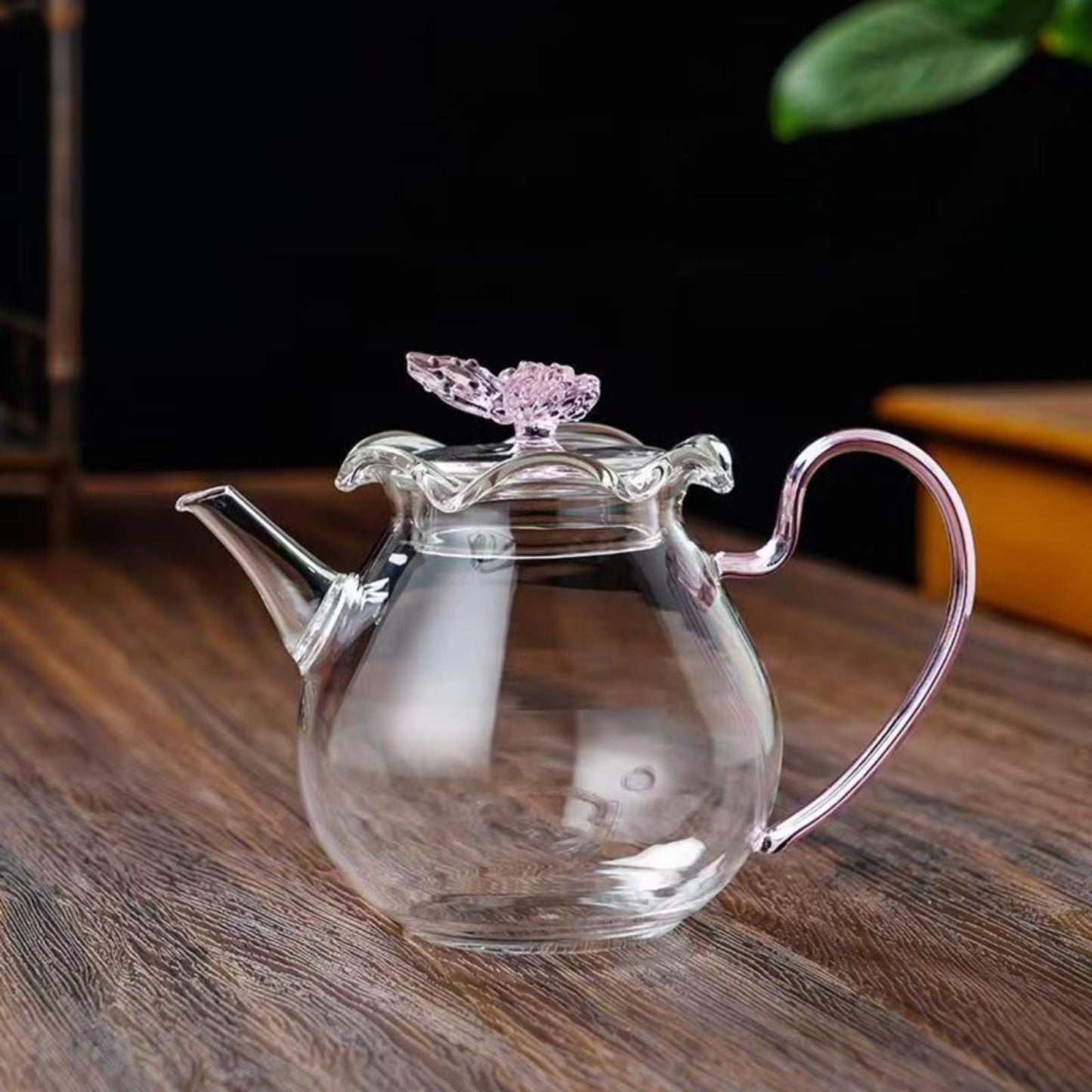 High-Temperature Heat-Resistant Butterfly Glass Kettle with Infuser – 450ml