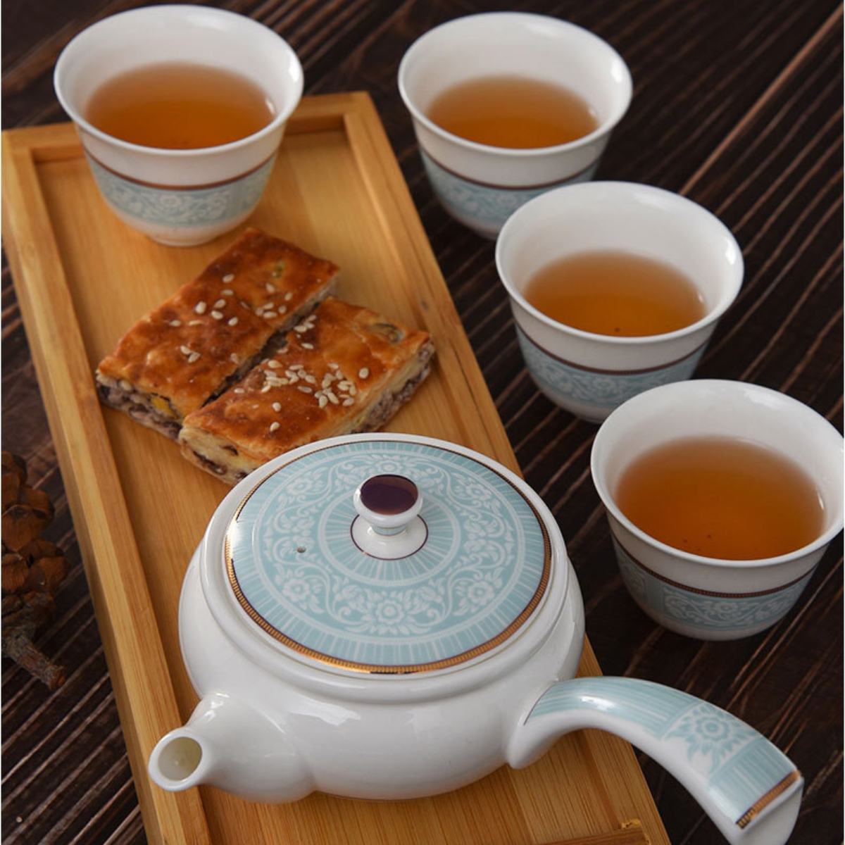 Creative Chinese Embossed Bone China Tea Pot & Cup Gift Set