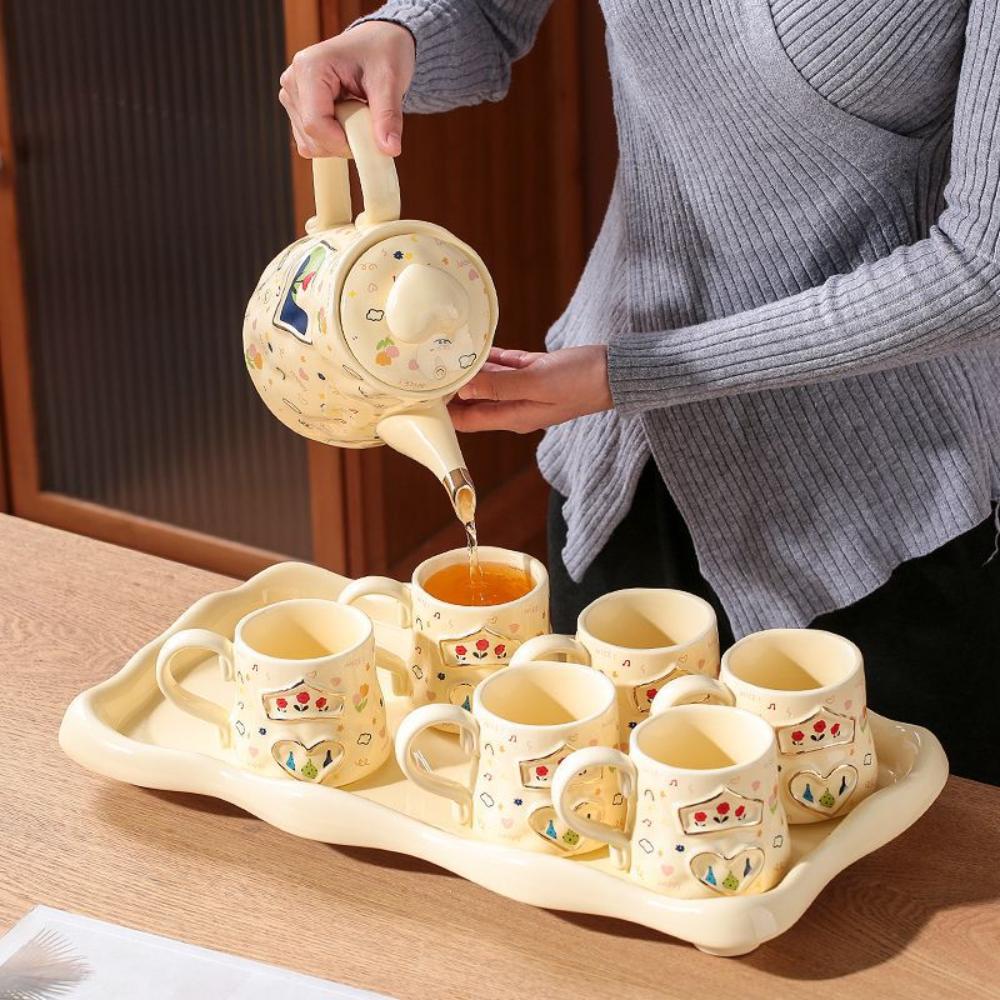 Cream-Style 8-Piece Tea Set – Floral & Graffiti Design, Heart-Peach Lid, 980ML Teapot, 300ML Cups, Tray