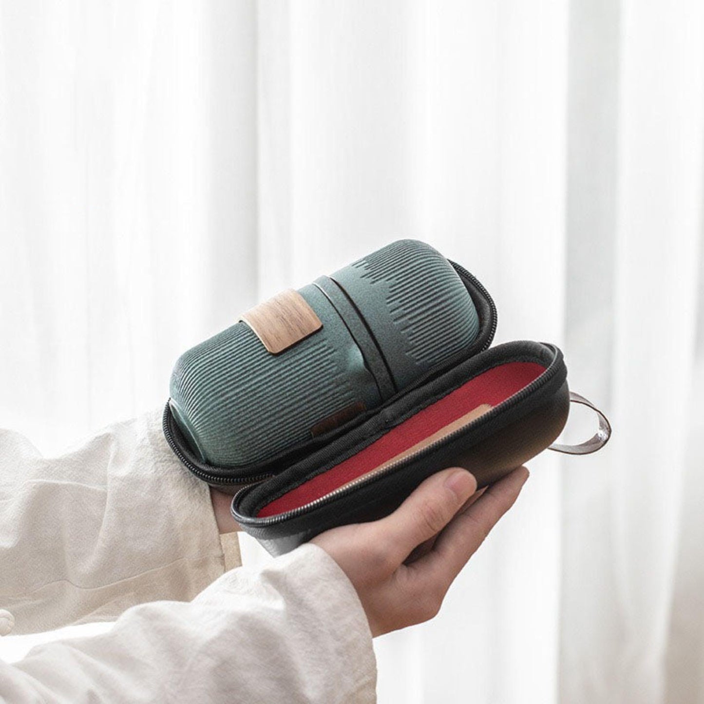 Stone Glazed Travel Tea Set – 1 Teapot & 4 Cups Portable Ceramic Gongfu Tea Set