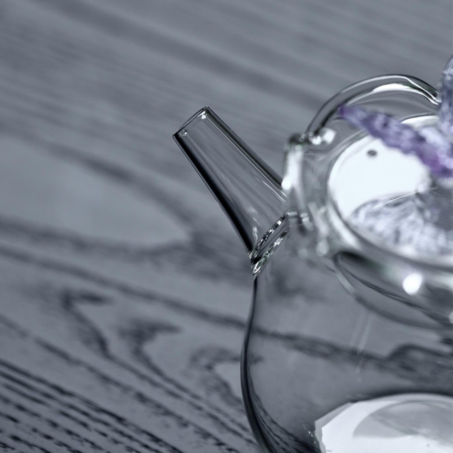 High-Temperature Heat-Resistant Butterfly Glass Kettle with Infuser – 450ml