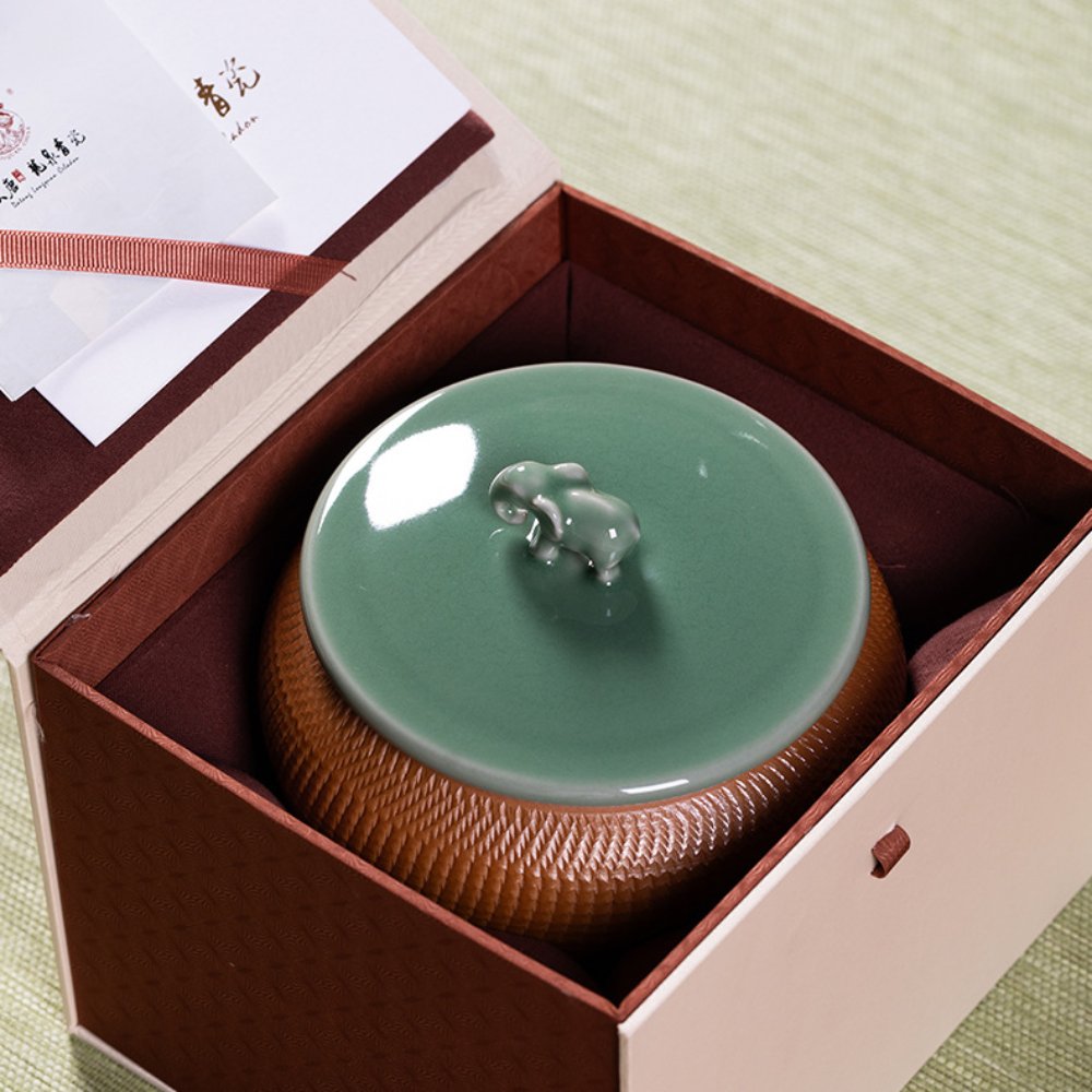 Dragon Kiln Celadon Handmade Elephant Tea Caddy – 850ML Large Capacity with Gift Box