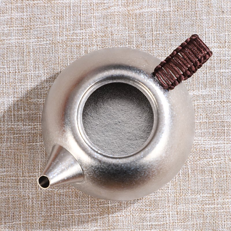 Pure Titanium Tea Pot with Strainer and Lid – Durable & Elegant Water Boiler