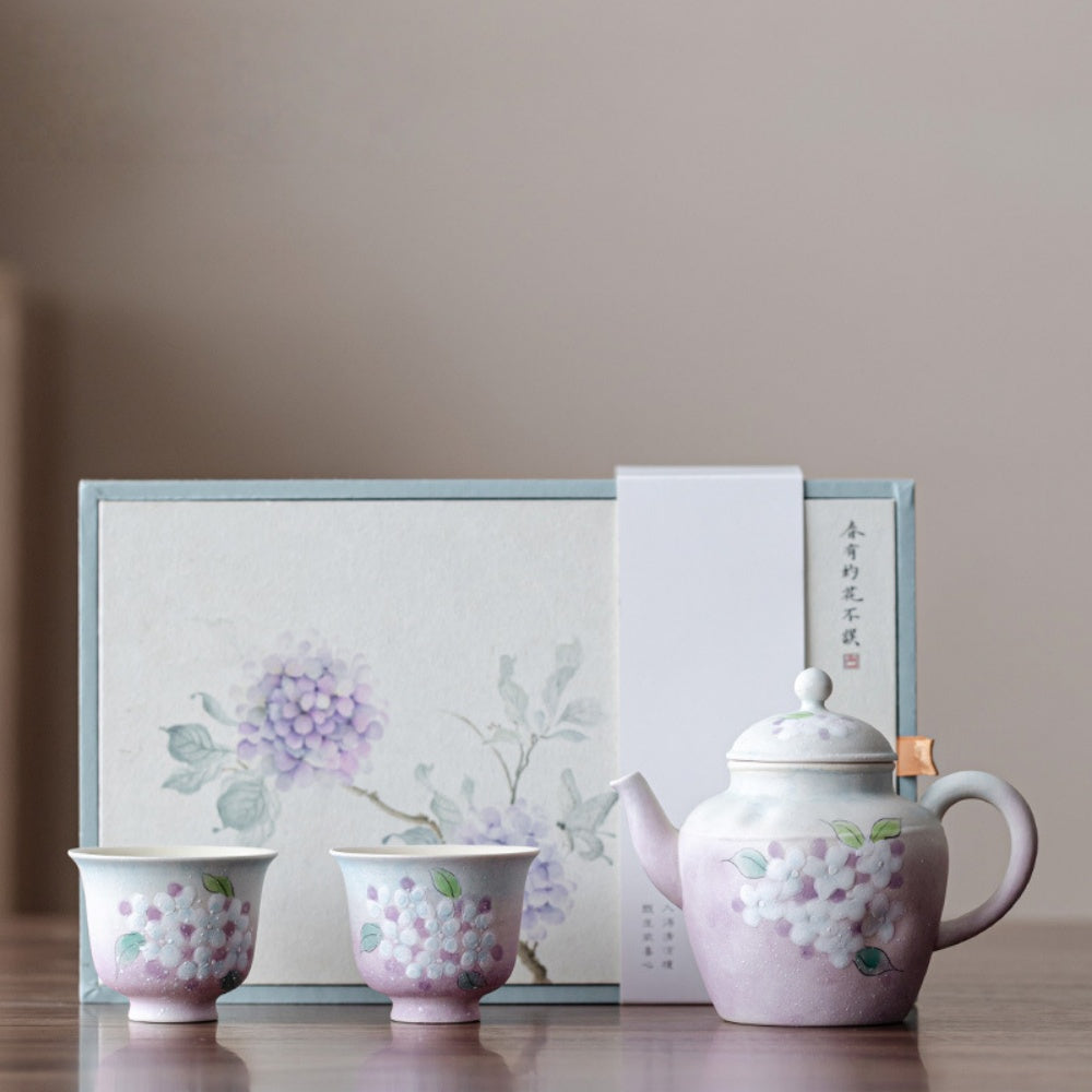 Mini hand-painted Chinese gongfu tea set with 120ml teapot and two cups in gift box