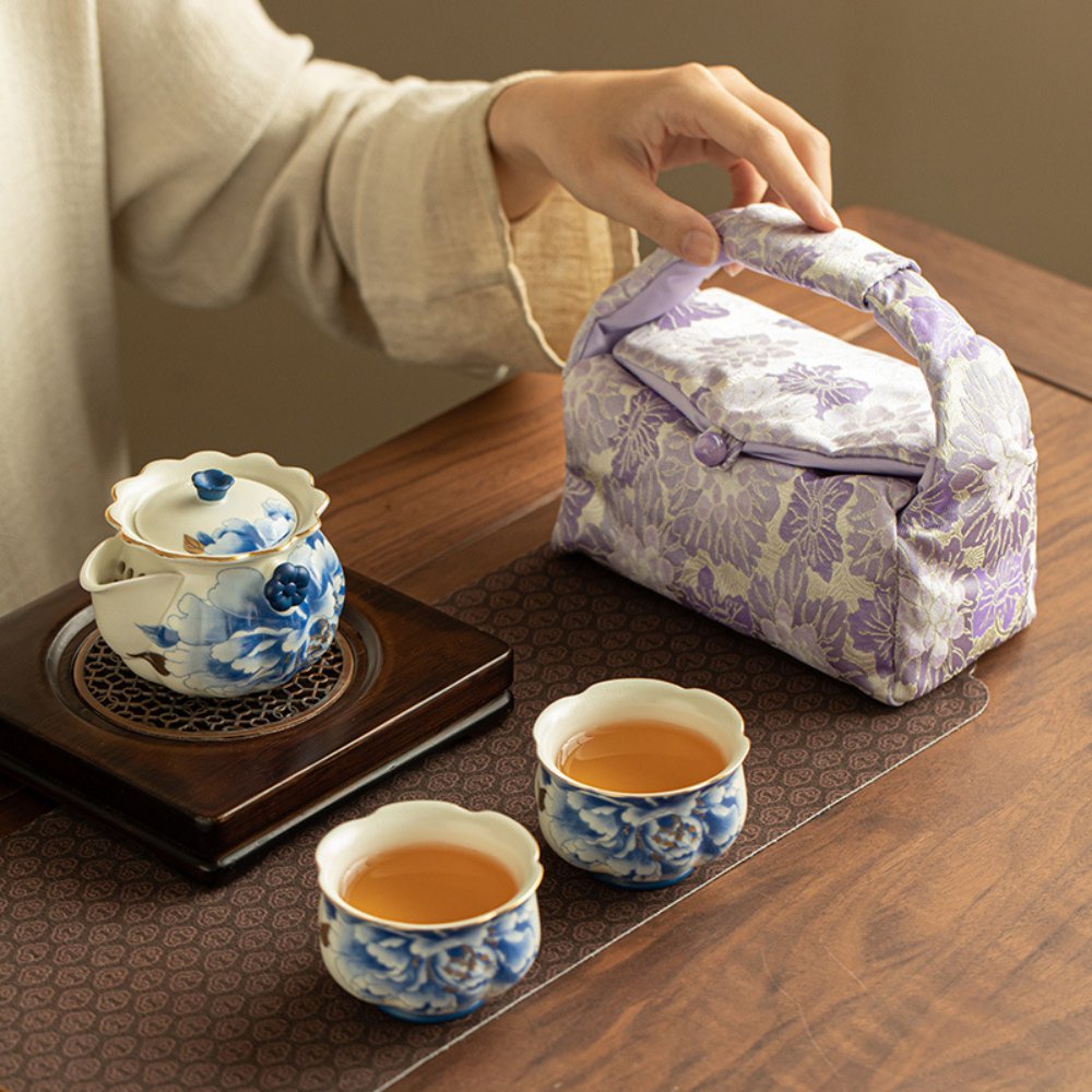 Peony Outdoor Travel Tea Set for 2 – Teapot and 2 Cups with Carrying Case