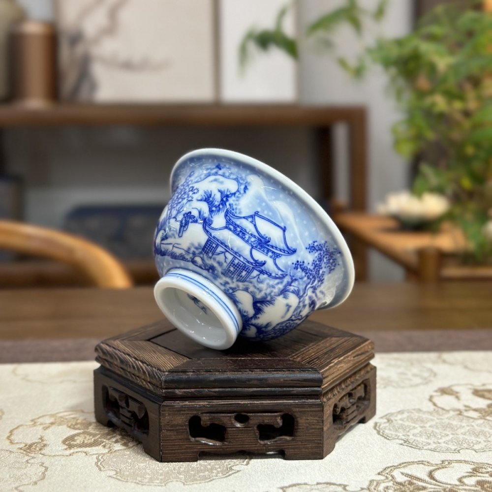 Blue & White Snow Scenery Hand-Painted Press Tea Cup – Master Cup from Jingdezhen