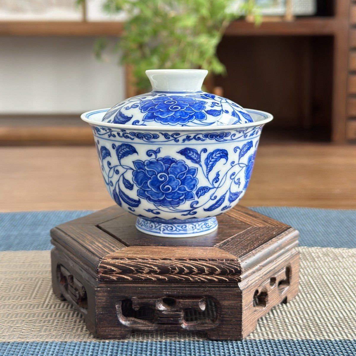 Hand-Painted Blue & White Porcelain Peony Gaiwan Tea Set in Gift Box