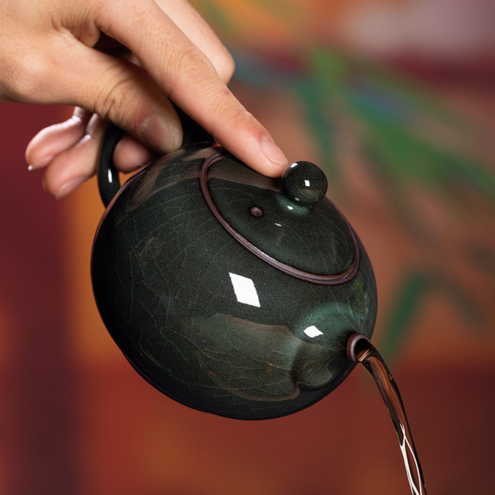 Longquan Celadon Iron-Core Cracked-Glaze Xishi Teapot Gift Box, 10 fl oz (300ML)