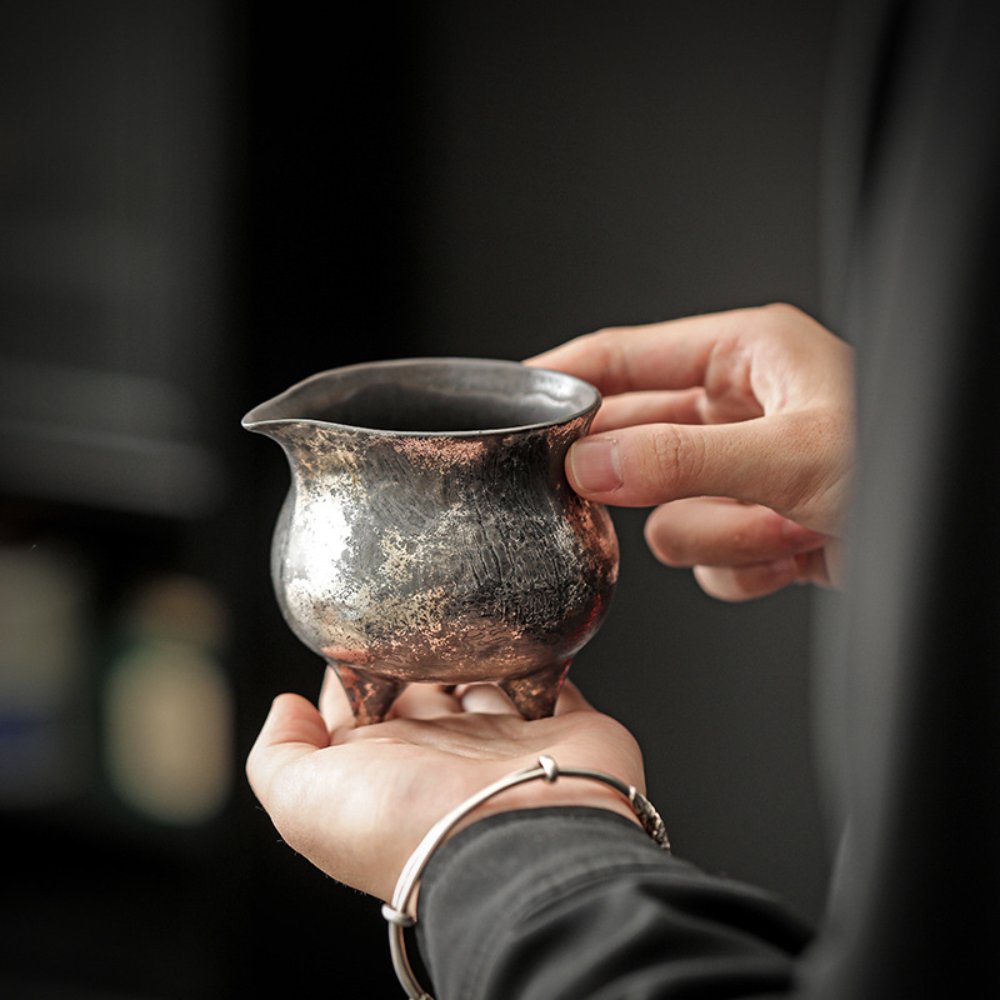 Vintage Japanese-Style Silver-Accented Ceramic Gongdao Cup, Three-Legged Tea Pitcher 200ml