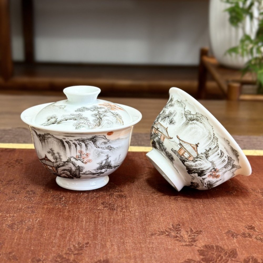 Ink-Painted Three-Piece Gaiwan Tea Set – Traditional Chinese Sunrise Design with Gift Box