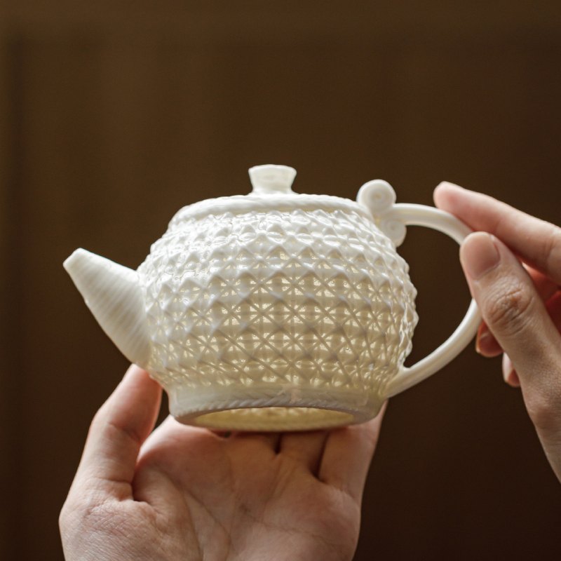Handmade White Porcelain Woven Teapot 160ml