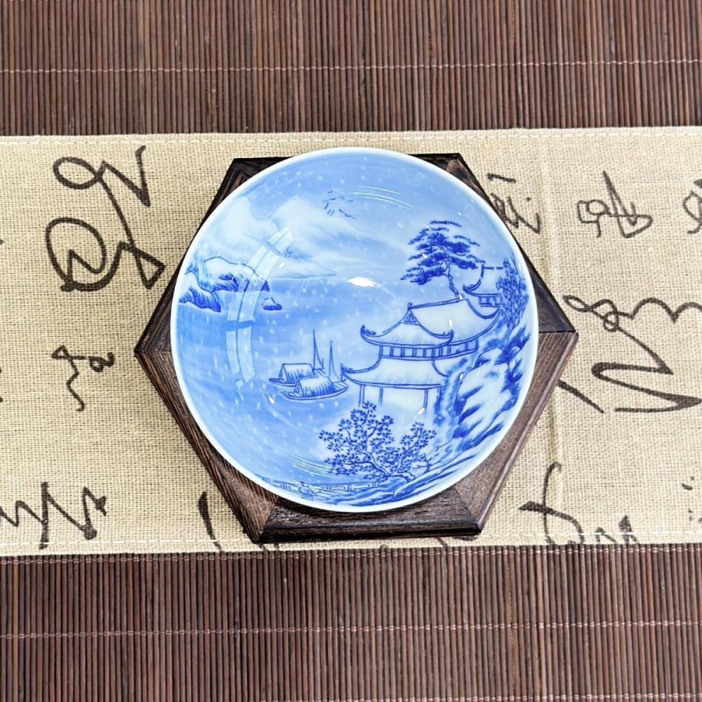 Hand-Painted Blue & White Snow Scene Pu-erh Tea Cup – Luxury Retro Chinese Gongfu Tea Cup, 3oz