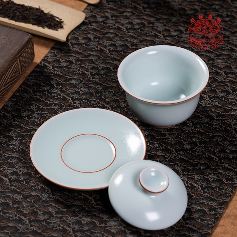 Longquan Celadon Porcelain Gaiwan with Gold Line and White Accents, Large Size 200ML, Gift Box Set