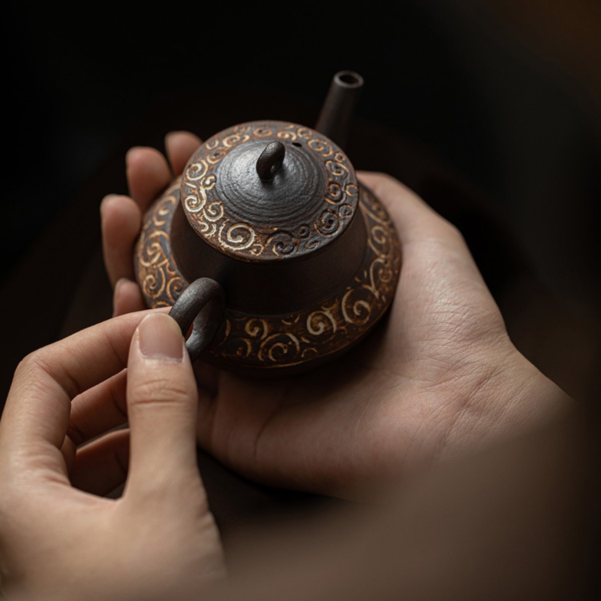 Designer-Collab Old Yanyi Clay Teapot & Four-Cup Set — Handcrafted Chinese Gongfu Tea Ceremony Set, Perfect Gift