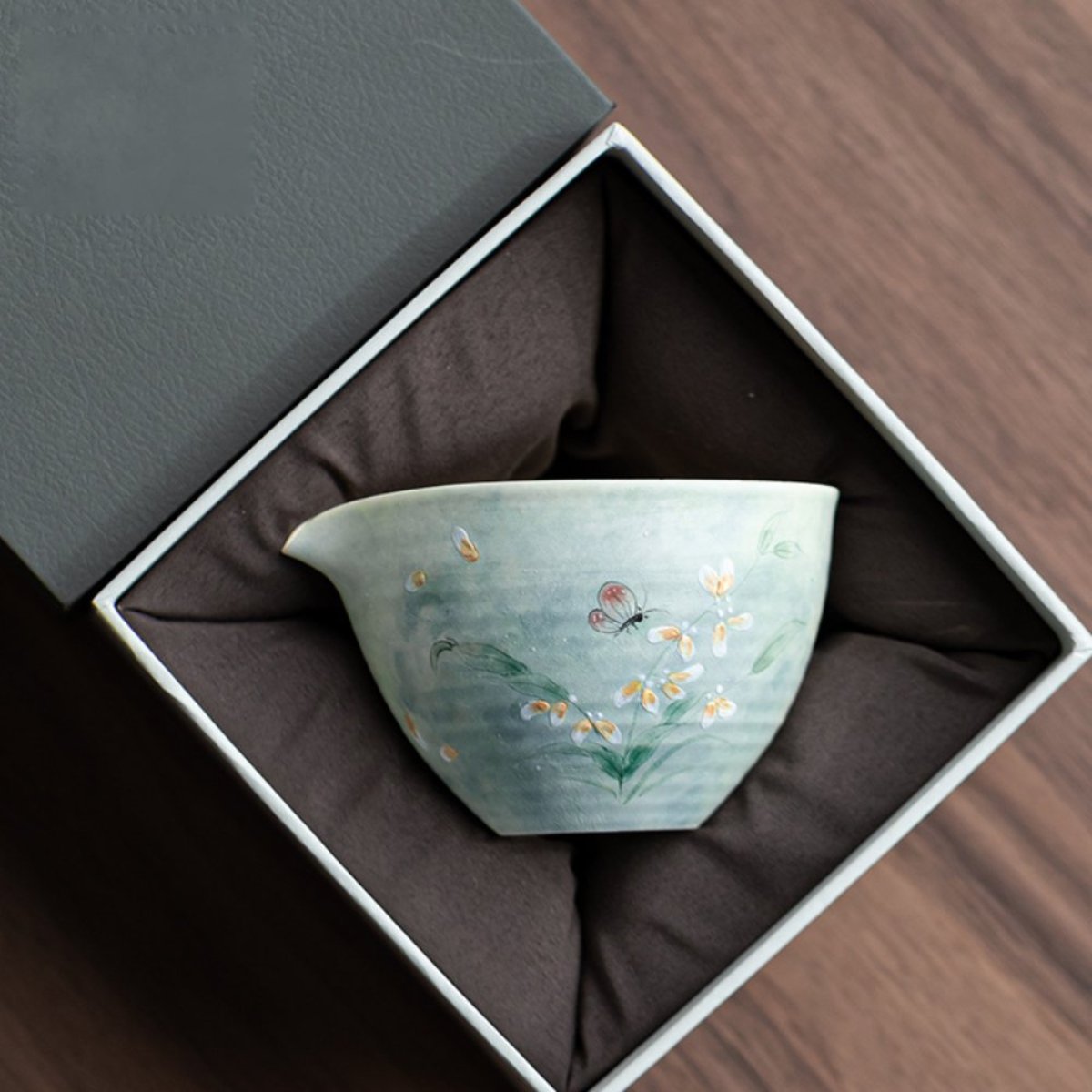 Hand-Painted Watercolor Ceramic Tea Fair Cup – Cymbidium Orchid Tea Pourer