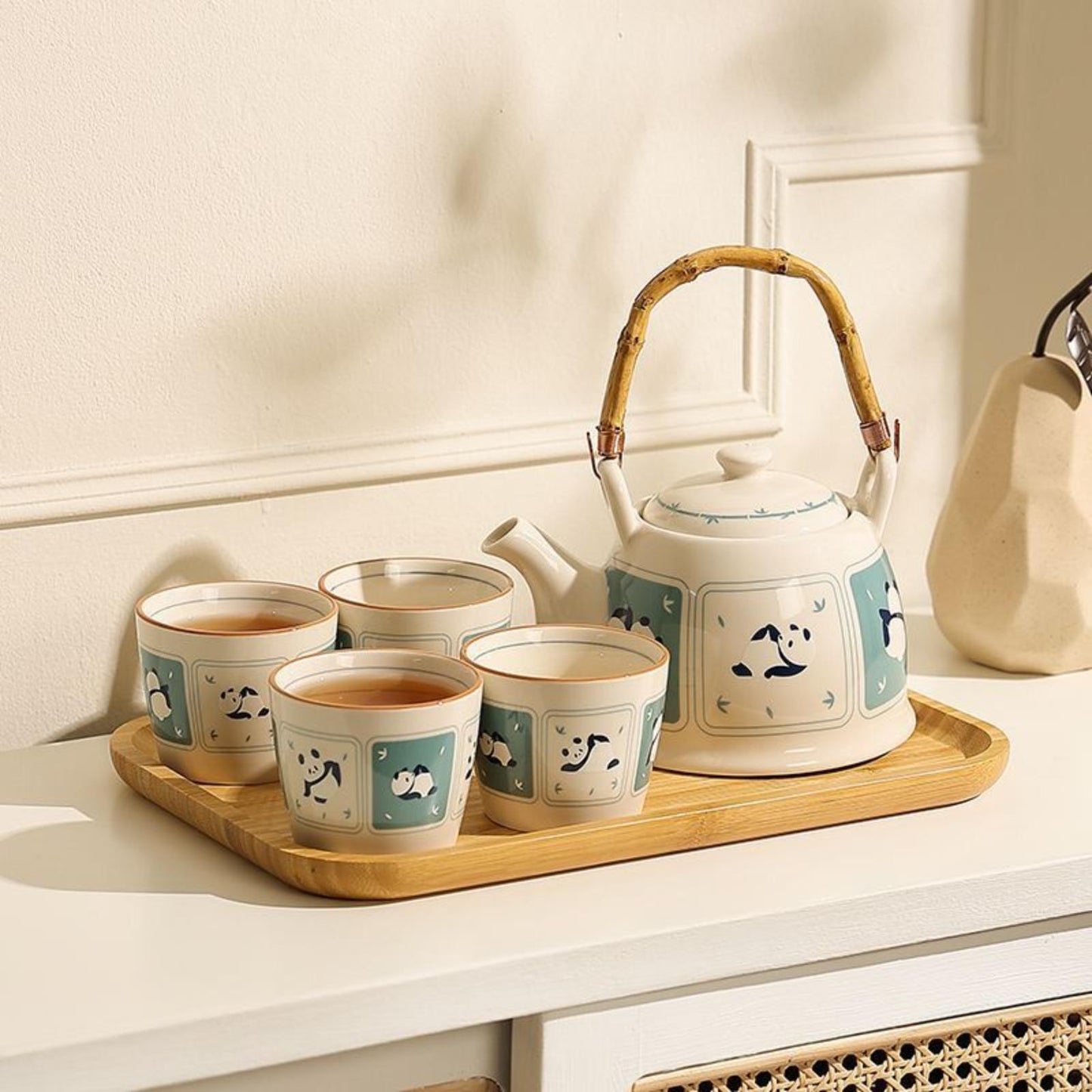 Panda Tea Set Gift Box – Porcelain Gongfu Teapot & Cups with Bamboo Tray, Ideal Gift for Tea Lovers