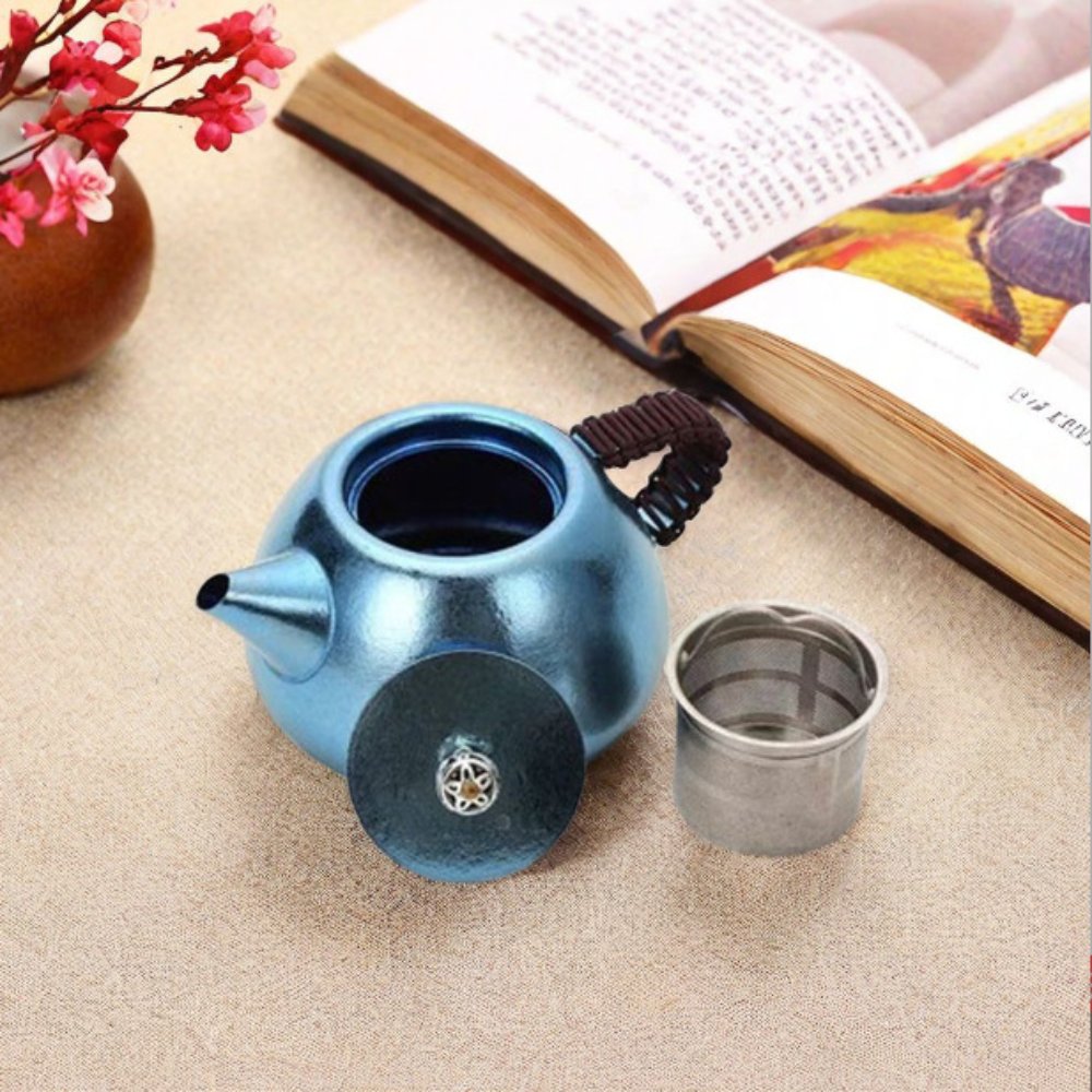 Pure Titanium Tea Pot with Strainer and Lid – Durable & Elegant Water Boiler