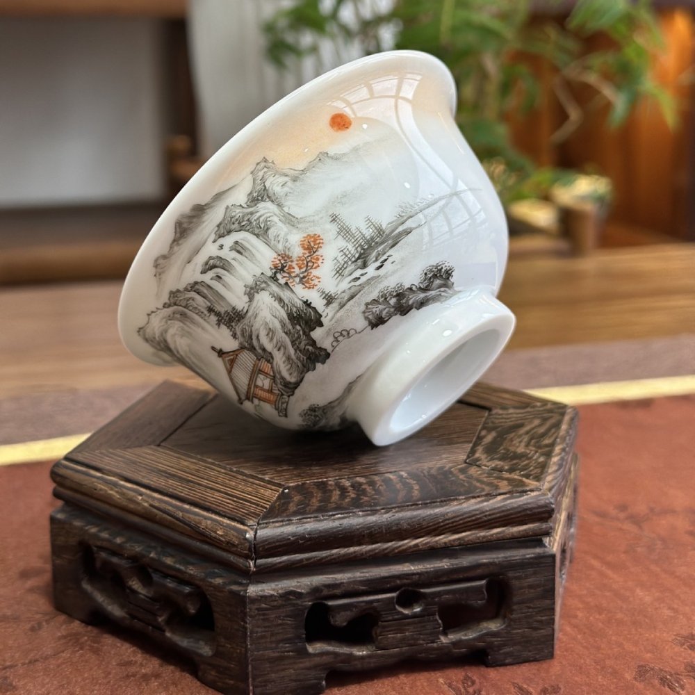 Ink-Painted Three-Piece Gaiwan Tea Set – Traditional Chinese Sunrise Design with Gift Box